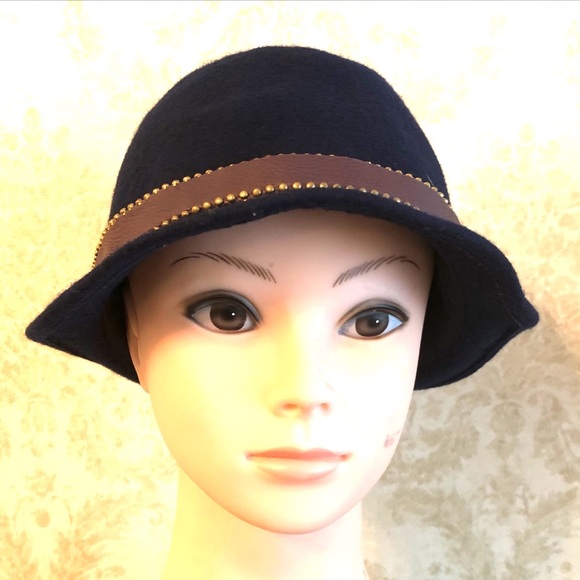 Juice Couture 100% wool hat - Picture 2 of 6
